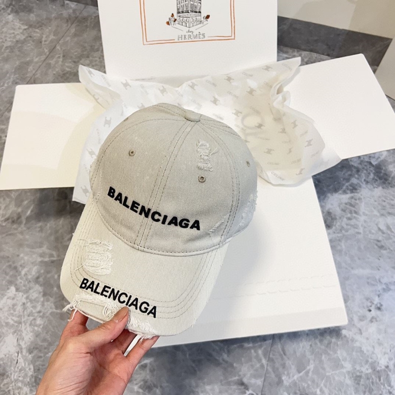 BALENCIAGA